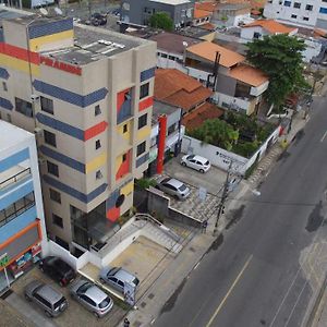 Hotel Piramide Pituba - Av Paulo VI